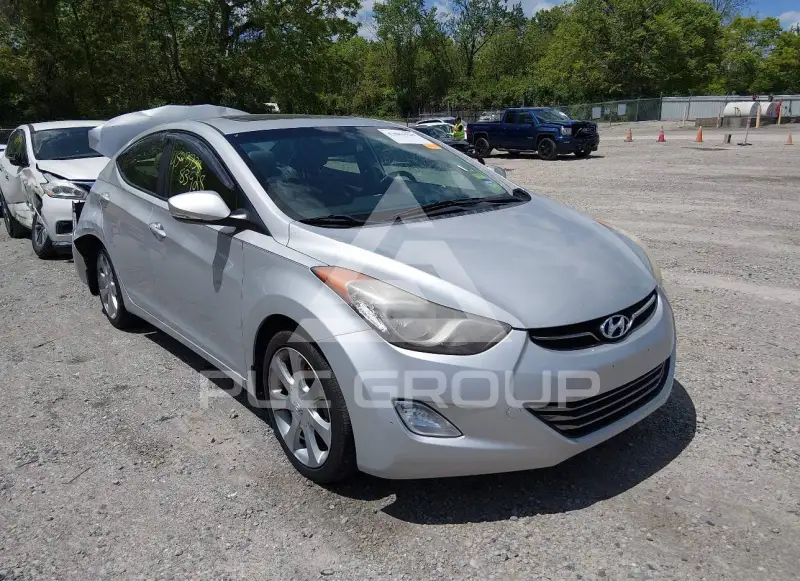 2013 Hyundai Elantra фото