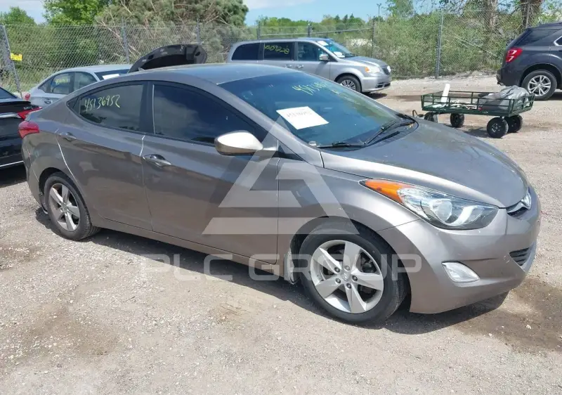 2013 Hyundai Elantra фото