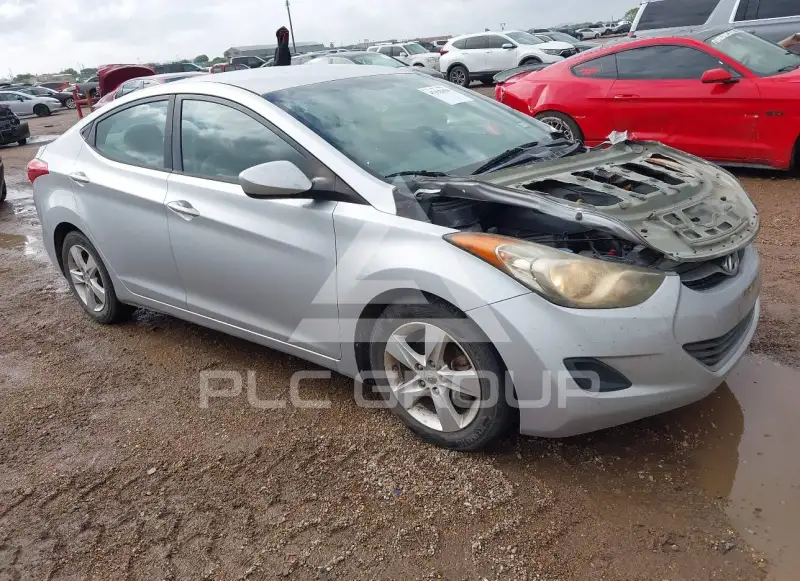 2013 Hyundai Elantra фото