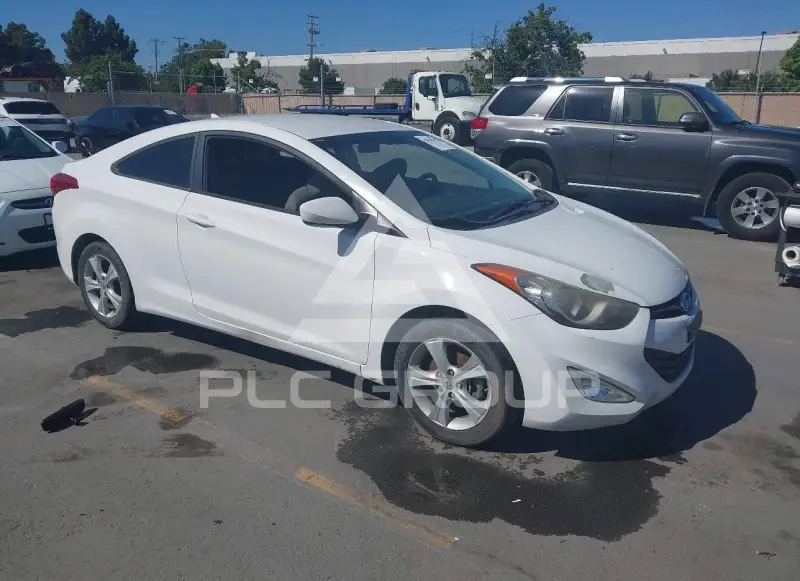 2013 Hyundai Elantra photo
