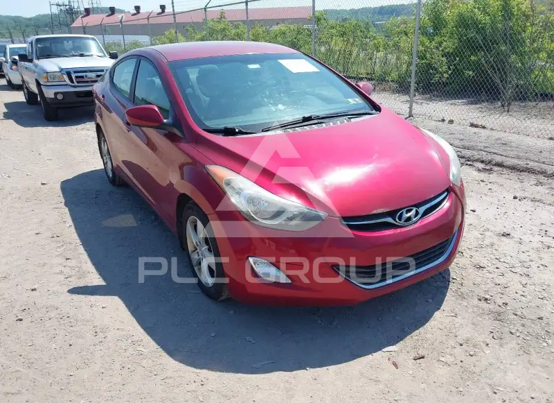 2013 Hyundai Elantra фото