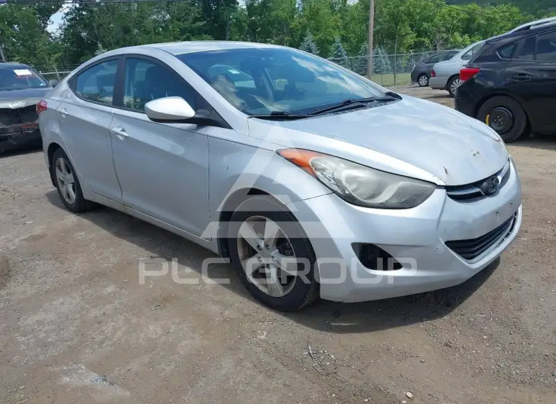 2013 Hyundai Elantra фото