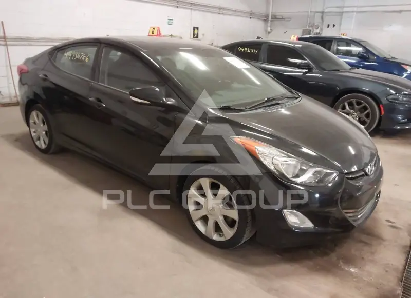 2013 Hyundai Elantra фото