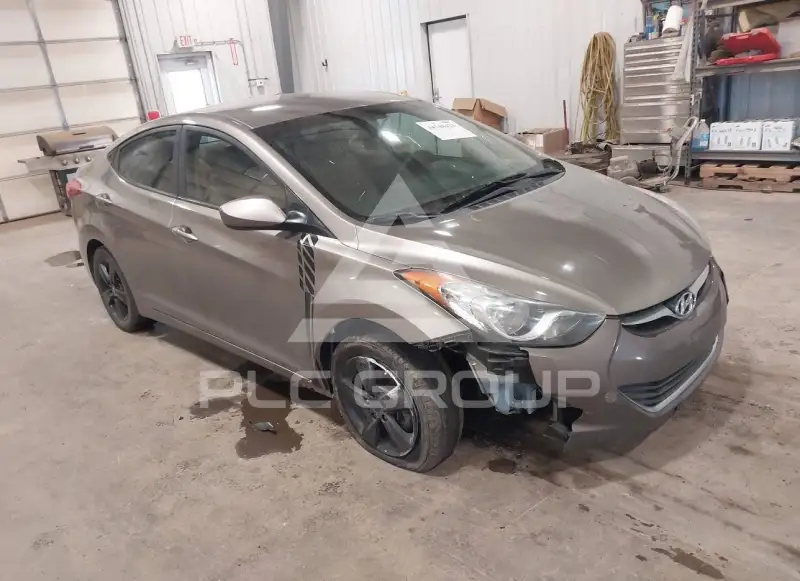 2013 Hyundai Elantra фото