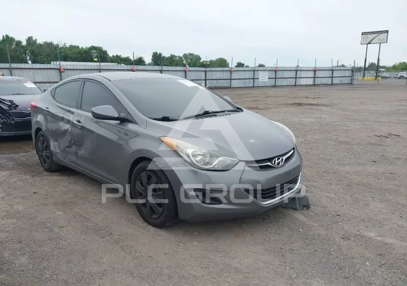 2013 Hyundai Elantra фото