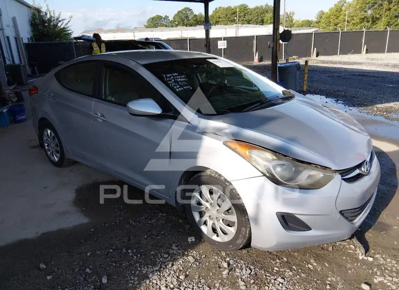 2013 Hyundai Elantra фото