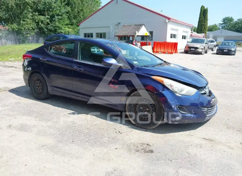 2013 Hyundai Elantra photo