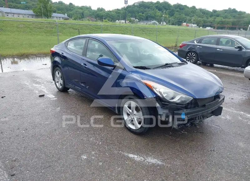 2013 Hyundai Elantra фото