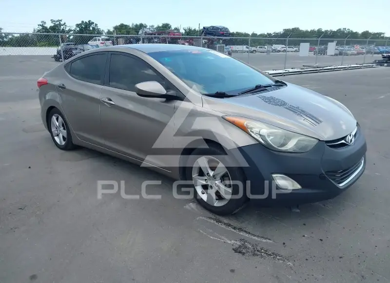 2013 Hyundai Elantra фото