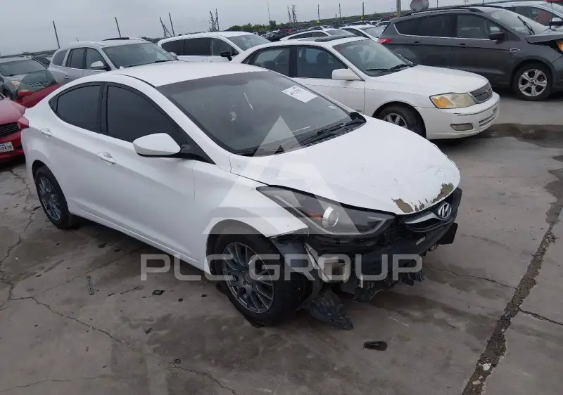 2013 Hyundai Elantra фото
