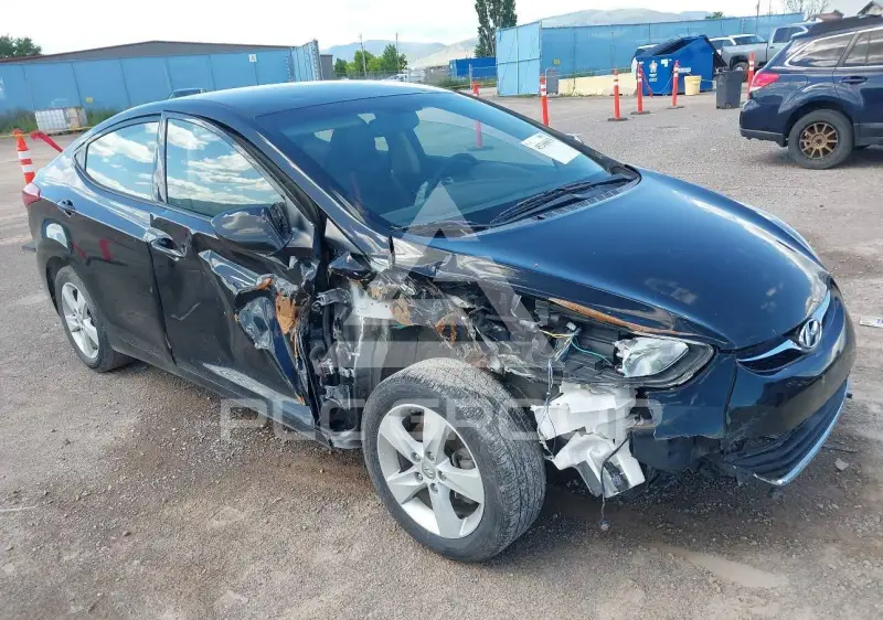 2013 Hyundai Elantra фото