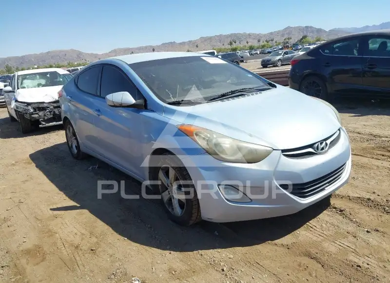 2013 Hyundai Elantra фото