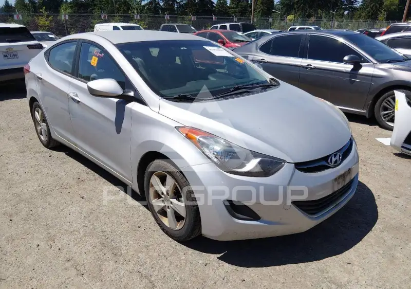 2013 Hyundai Elantra фото