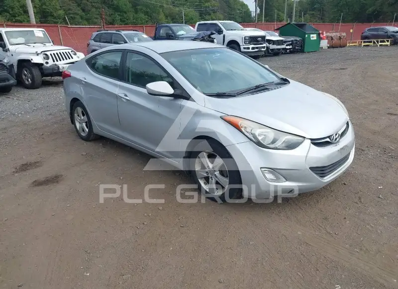 2013 Hyundai Elantra фото
