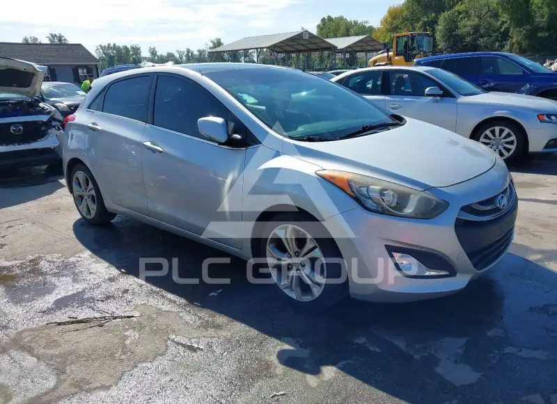 2013 Hyundai Elantra фото