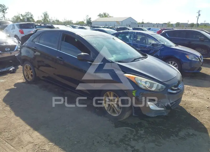 2013 Hyundai Elantra photo