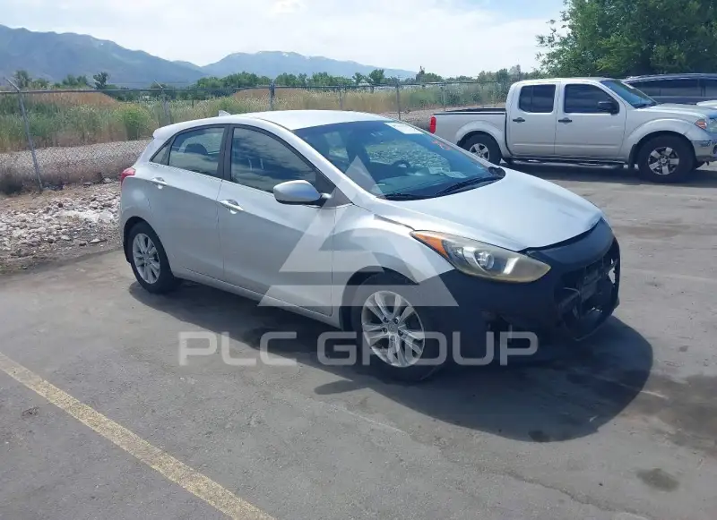 2013 Hyundai Elantra фото