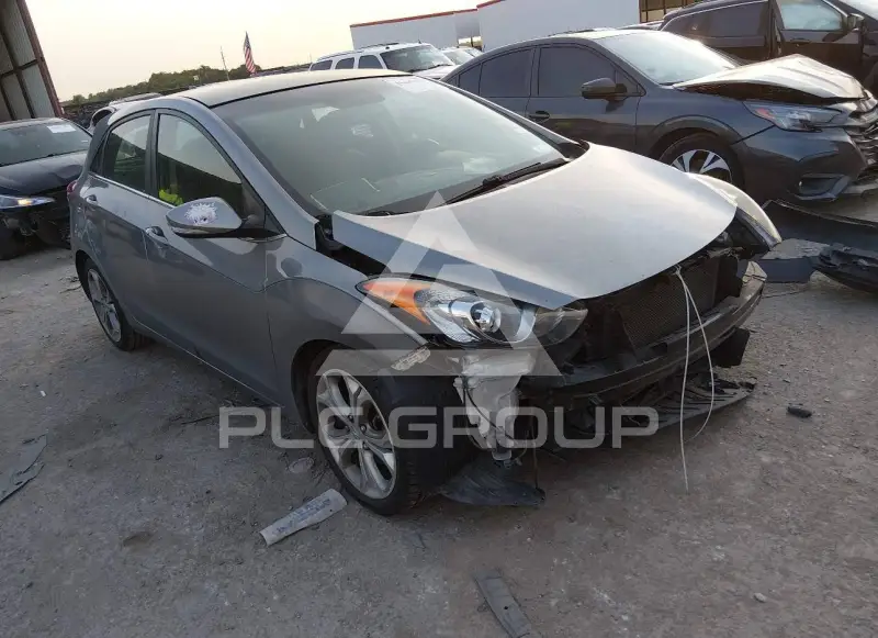 2013 Hyundai Elantra photo
