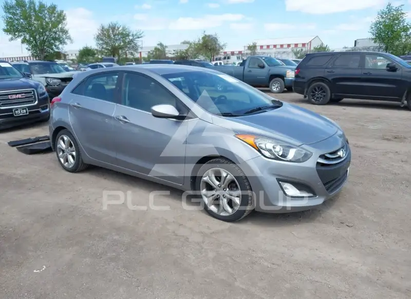 2013 Hyundai Elantra photo