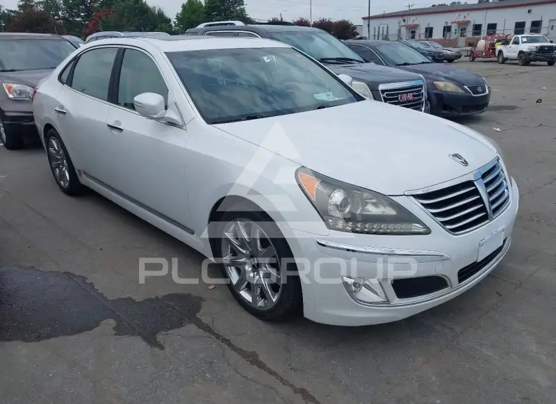 2013 Hyundai Equus photo