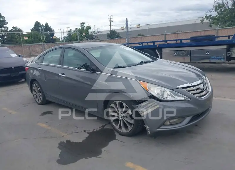 2013 Hyundai Sonata photo