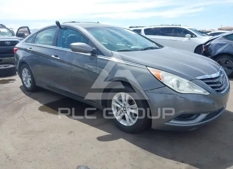 2013 Hyundai Sonata photo