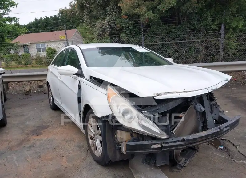 2013 Hyundai Sonata photo
