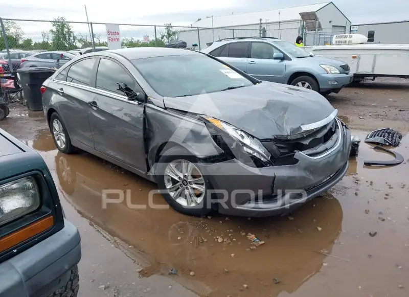 2013 Hyundai Sonata photo