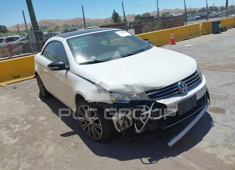 2013 Volkswagen EOS photo