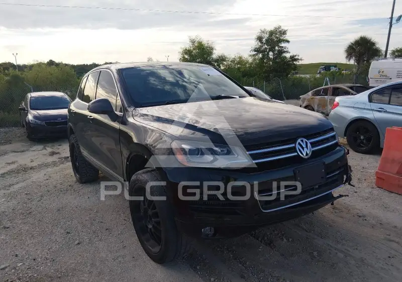 2013 Volkswagen Touareg фото