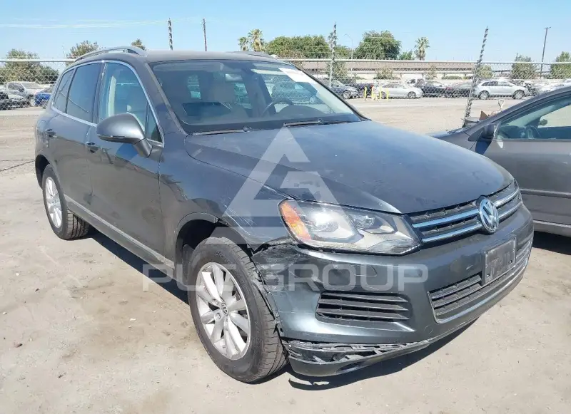 2013 Volkswagen Touareg фото