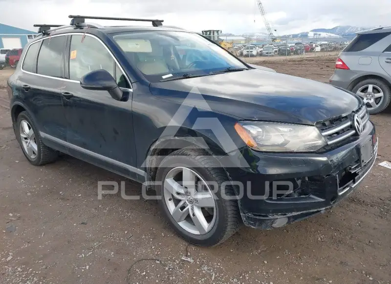 2013 Volkswagen Touareg photo