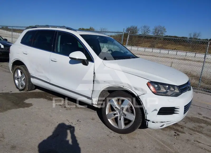 2013 Volkswagen Touareg фото