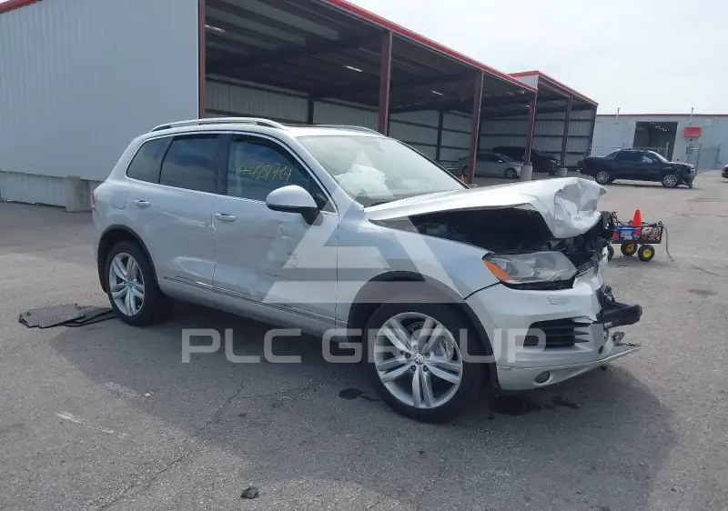 2013 Volkswagen Touareg фото