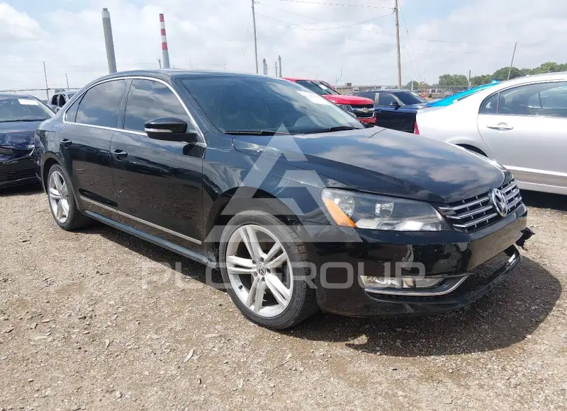 2013 Volkswagen Passat photo