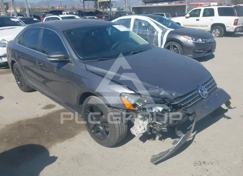 2013 Volkswagen Passat фото