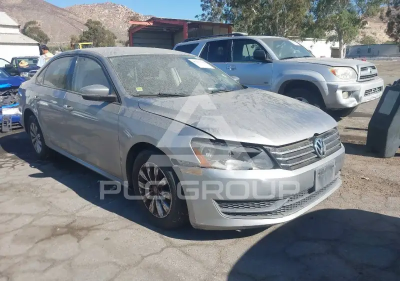 2013 Volkswagen Passat фото