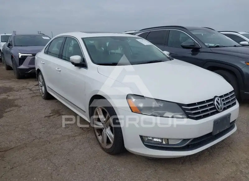 2013 Volkswagen Passat photo
