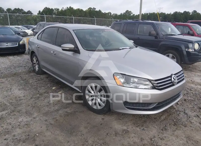 2013 Volkswagen Passat фото