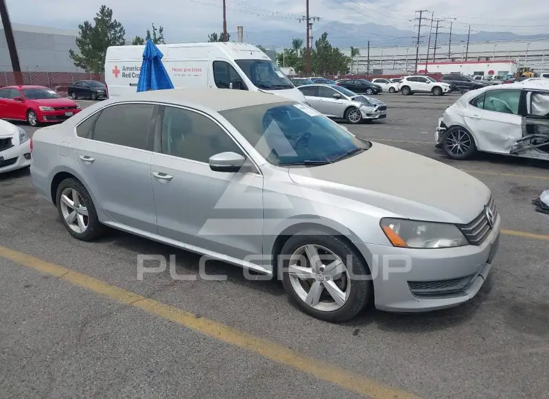 2013 Volkswagen Passat фото