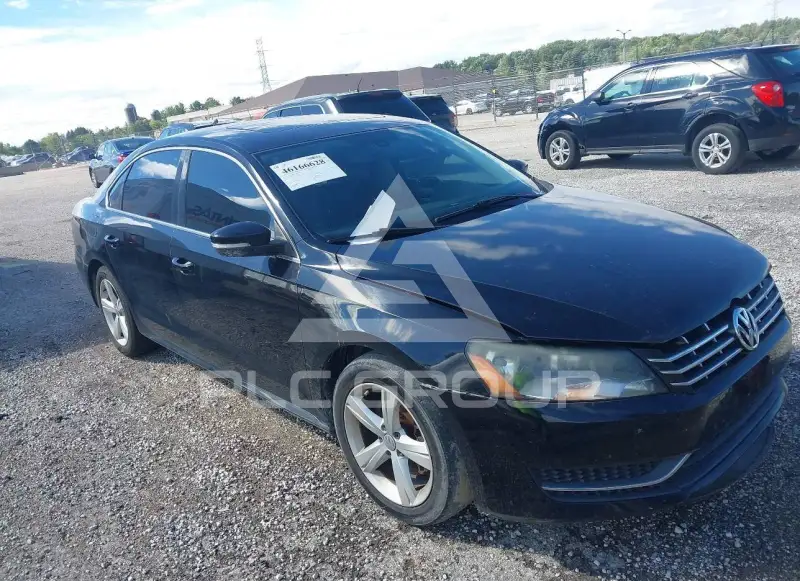 2013 Volkswagen Passat фото