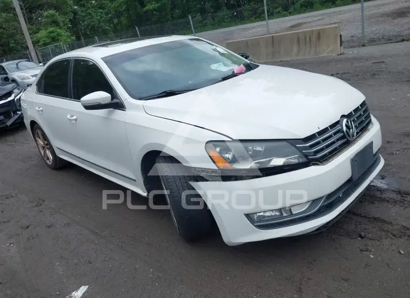 2013 Volkswagen Passat фото