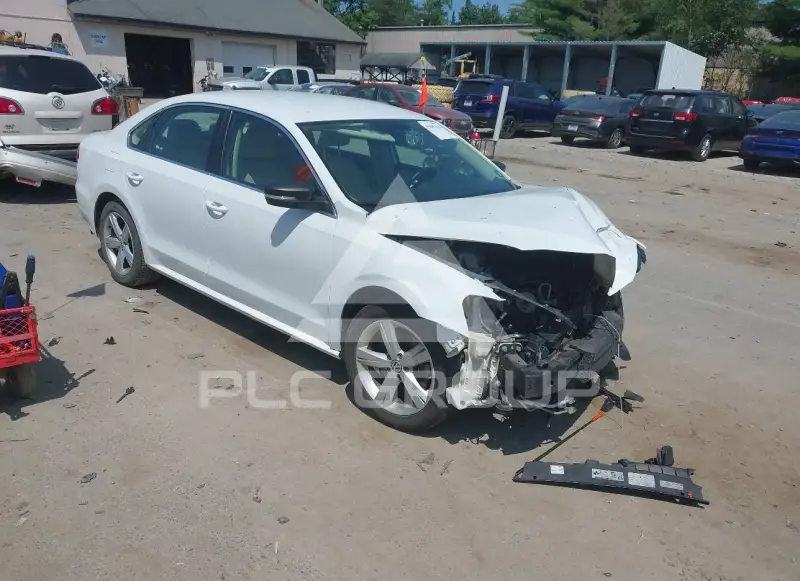 2013 Volkswagen Passat photo