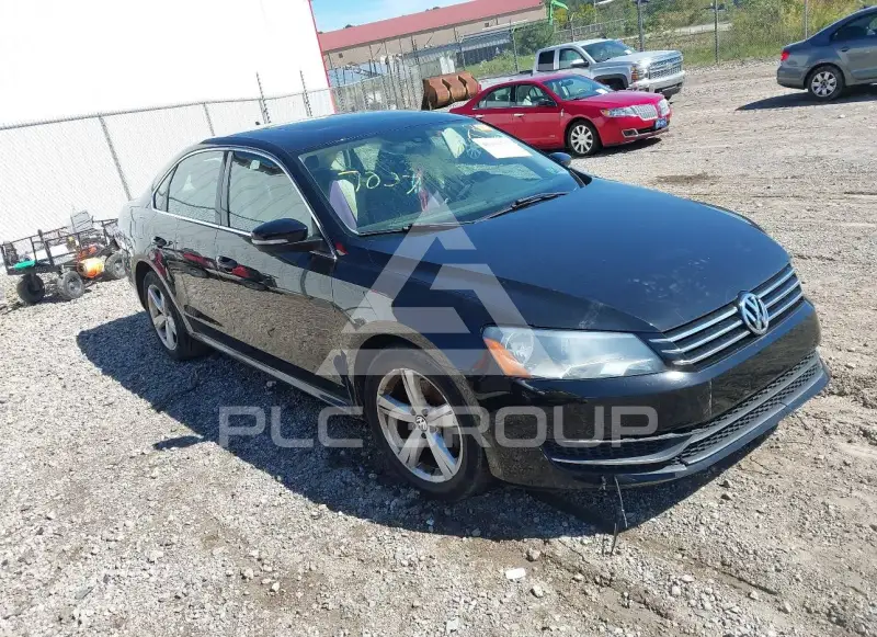 2013 Volkswagen Passat photo