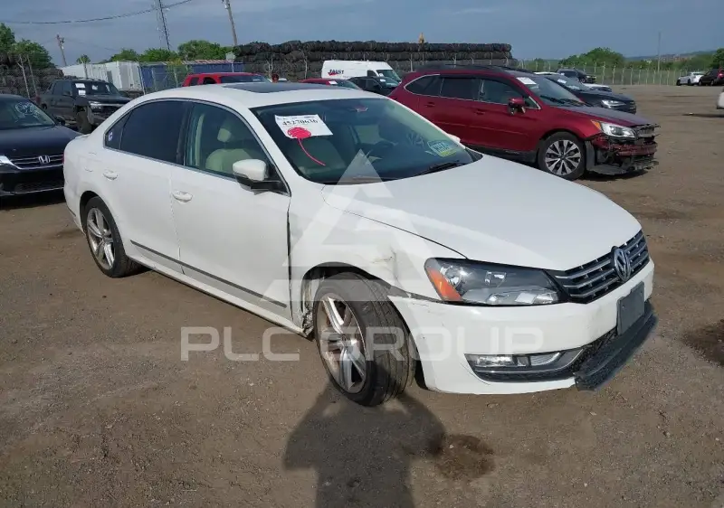 2013 Volkswagen Passat фото
