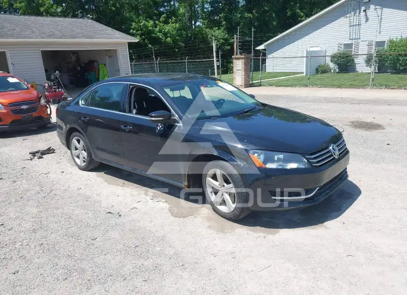 2013 Volkswagen Passat photo