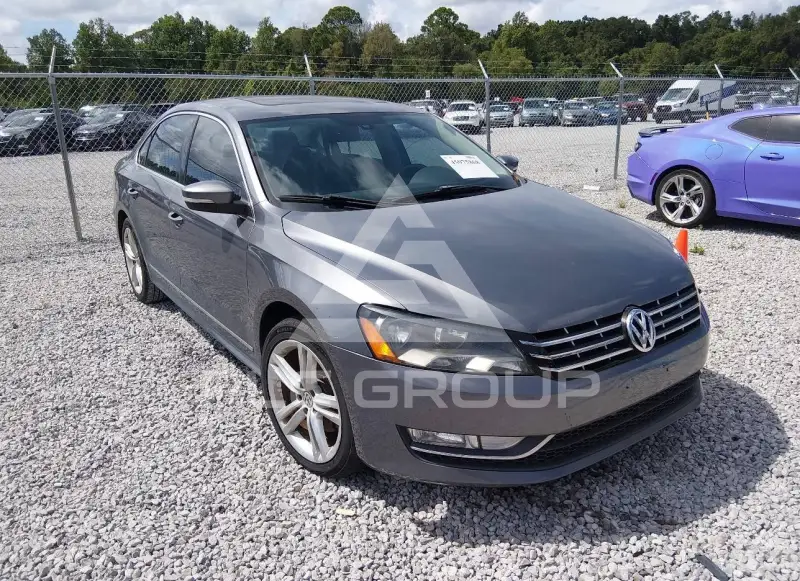 2013 Volkswagen Passat фото