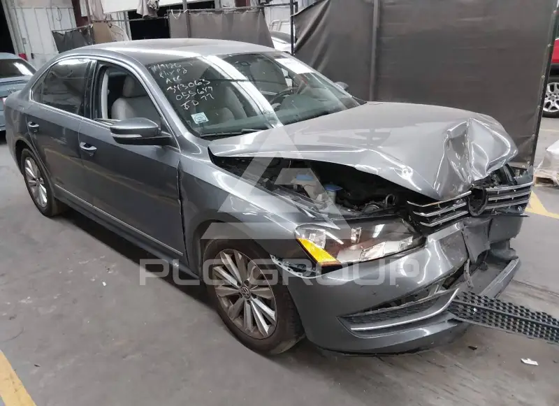 2013 Volkswagen Passat фото