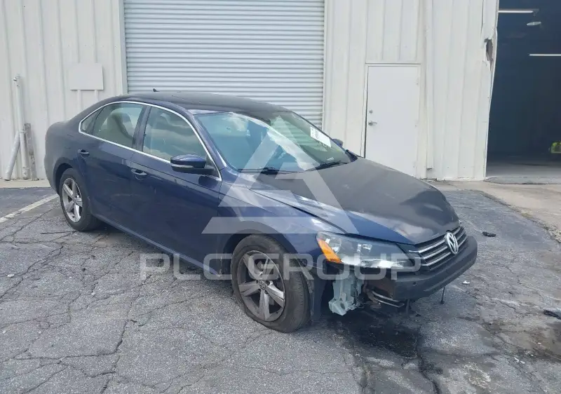 2013 Volkswagen Passat фото