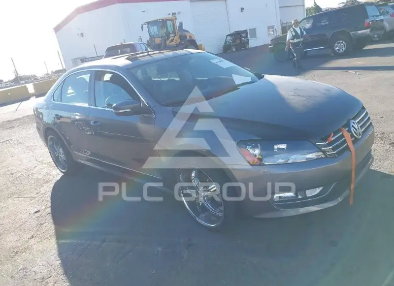 2013 Volkswagen Passat фото